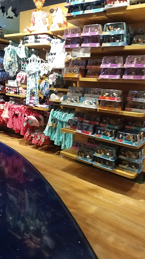 Toy Store «Disney Store», reviews and photos, 1500 Polaris Pkwy, Columbus, OH 43240, USA