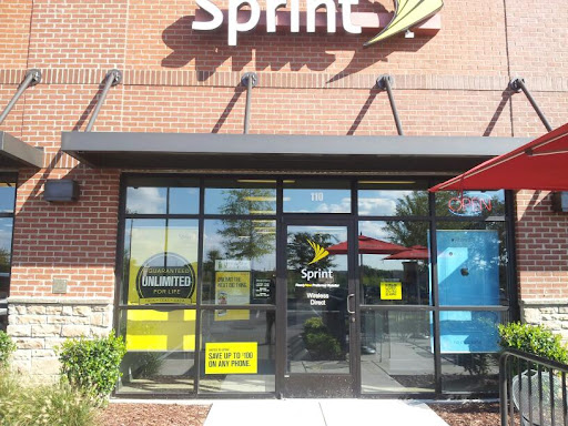 Cell Phone Store «Sprint Store», reviews and photos, 280 Indian Lake Blvd, Hendersonville, TN 37075, USA