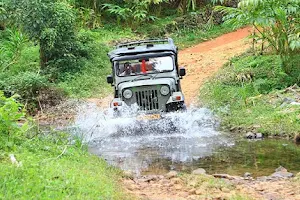 Thekkady Jeep Safari image