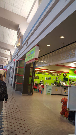 Shopping Mall «Enfield Square», reviews and photos, 90 Elm St, Enfield, CT 06082, USA