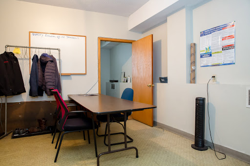 Auto Repair Shop «Dale Feste Automotive», reviews and photos, 1801 Mainstreet, Hopkins, MN 55343, USA