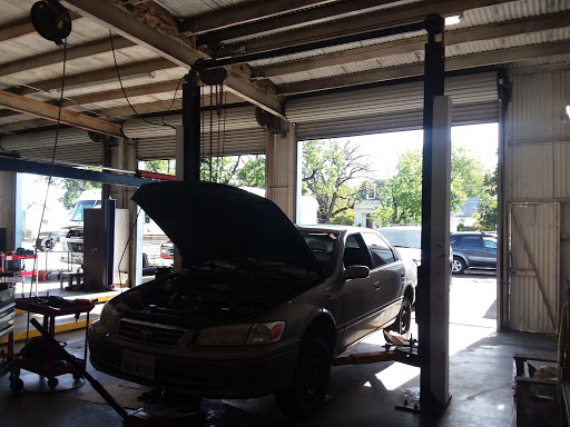 Red Bluff Auto Clinic image