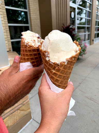 Ice Cream Shop «Glace Artisan Ice Cream», reviews and photos, 4960 Main St, Kansas City, MO 64112, USA