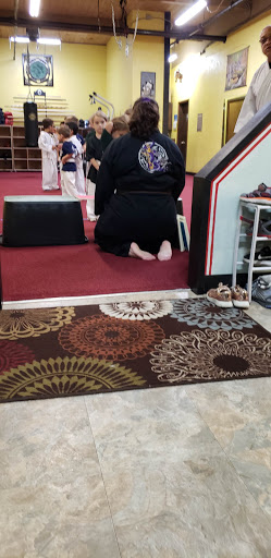 Shopping Mall «Kings Circle Shopping Center», reviews and photos, 1965 NW Kings Blvd, Corvallis, OR 97330, USA