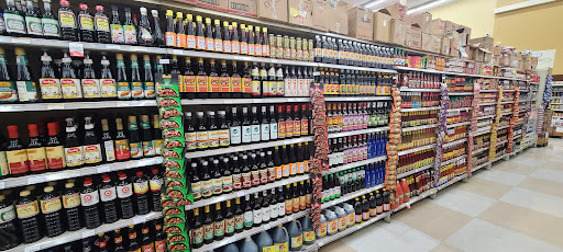 Supermarket «Seafood City Supermarket - Carson», reviews and photos, 131 W Carson St, Carson, CA 90745, USA