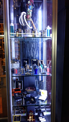 Tobacco Shop «Hollywood Smokes», reviews and photos, 6857 159th St, Tinley Park, IL 60477, USA