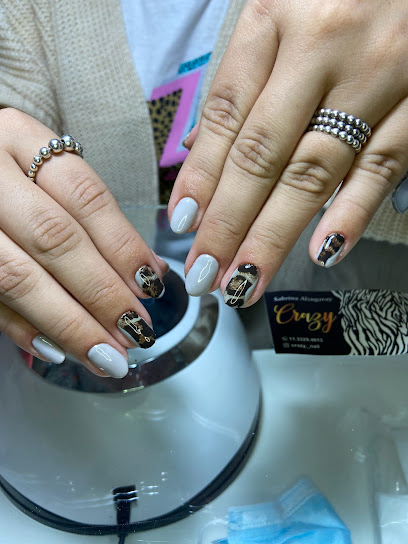 Crazy nails (Salon de uñas)