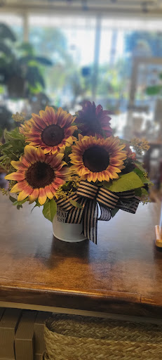 Florist «Sherwood Florist & Gift Shoppe», reviews and photos, 10239 Fair Oaks Blvd #A, Fair Oaks, CA 95628, USA
