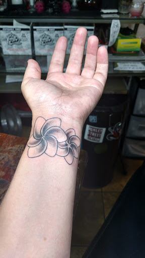 Tattoo Shop «Ink Addiction Tattoo Studio», reviews and photos, 414 E Park Ave, Valdosta, GA 31602, USA