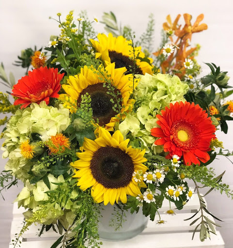 Florist «City Line Florist», reviews and photos, 2978 Nichols Ave, Trumbull, CT 06611, USA