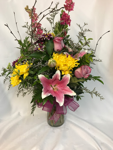 Florist «Crystals Flowers & Gifts», reviews and photos, 17314 Pacific Ave S, Spanaway, WA 98387, USA