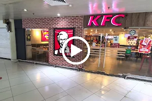 KFC Komtar image