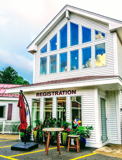 Water Park «Kahuna Laguna Indoor Water Park», reviews and photos, 2251 White Mountain Hwy, North Conway, NH 03860, USA