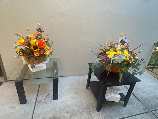 6 Star Florist and Gifts Corina image