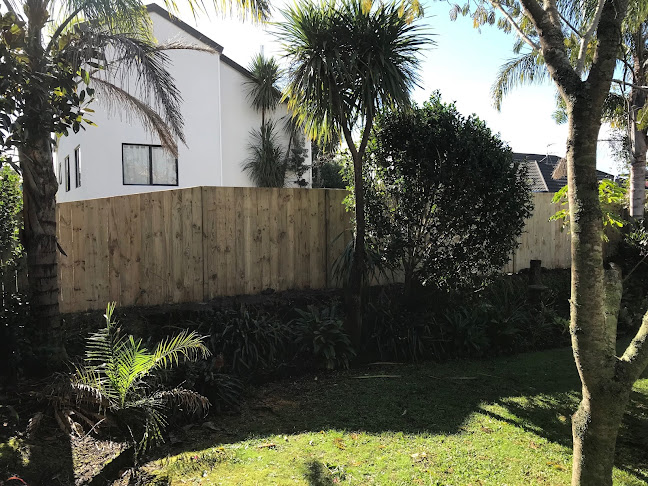 Waikato Fence And Gate Ltd - Construction company