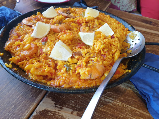 Restaurants eat paella Bournemouth