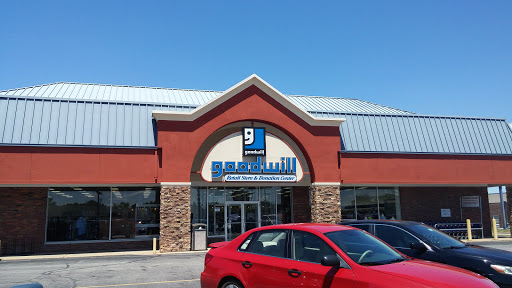Thrift Store «Goodwill Retail Store of Chesterfield – Forum Center», reviews and photos, 11 Forum Shopping Center, Chesterfield, MO 63017, USA