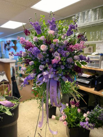 Florist «The Village Flower Shop», reviews and photos, 132 S Addison St, Bensenville, IL 60106, USA