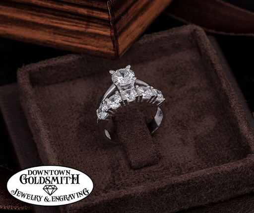 Wholesale Jeweler «Downtown Goldsmith», reviews and photos, 139 N Woodland Blvd, DeLand, FL 32720, USA