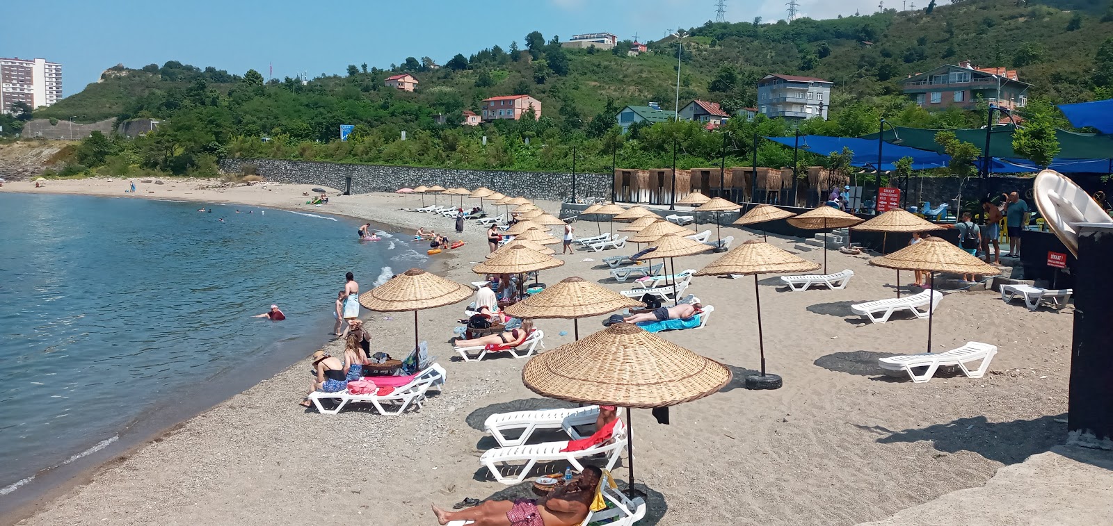 Kaynarca Plajı'in fotoğrafı ve yerleşim