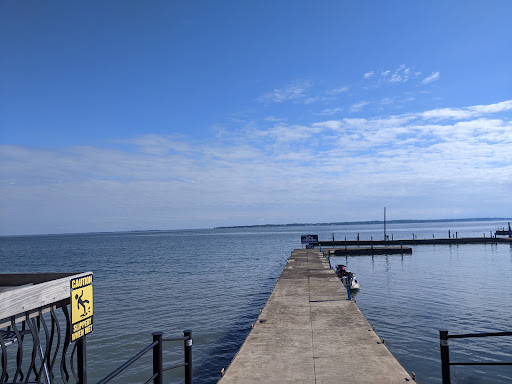 Bar & Grill «The Casino», reviews and photos, 104 Division St, Kelleys Island, OH 43438, USA