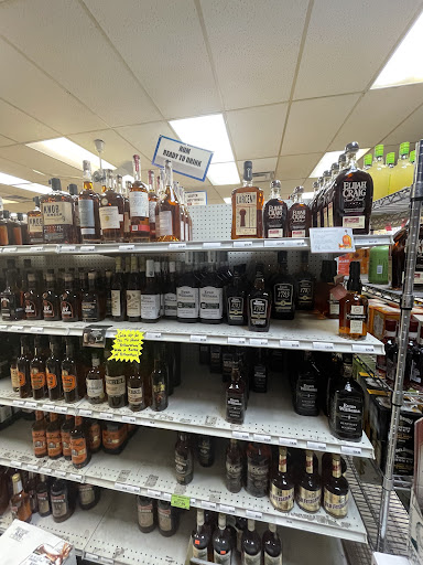 Liquor Store «Stadium Liquor Store», reviews and photos, 319 W 4th St, Covington, KY 41011, USA