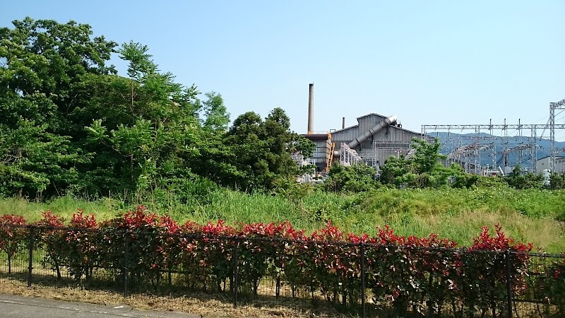 日本カーボン（株） 富山工場