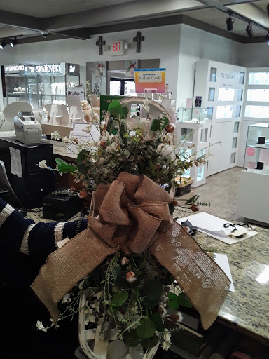 Gift Shop «Nest Feathers», reviews and photos, 3621 Mundy Mill Rd, Oakwood, GA 30566, USA