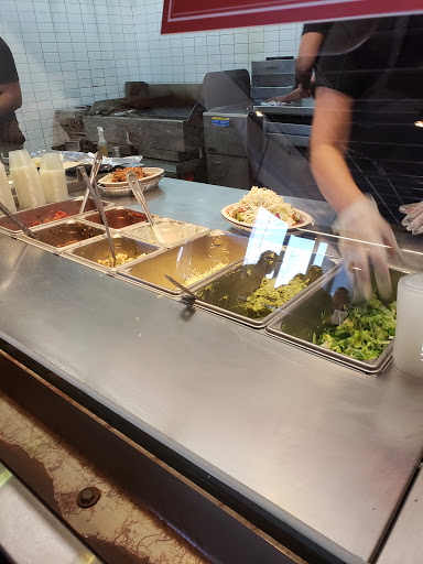 Mexican Restaurant «Chipotle Mexican Grill», reviews and photos, 1301 W Davis St, Conroe, TX 77304, USA