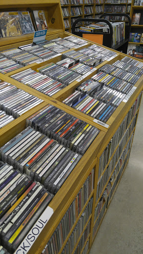 Book Store «Half Price Books», reviews and photos, 1328 Butterfield Rd, Downers Grove, IL 60515, USA