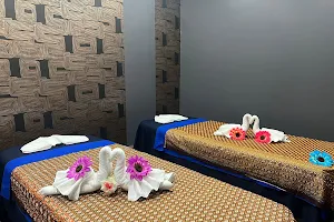 Lanna Thai Spa image