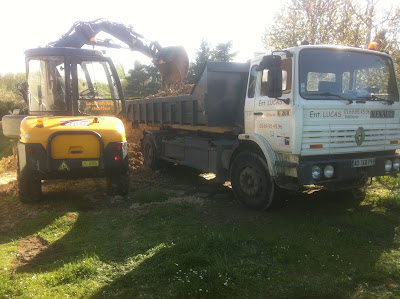 Lucas location benne 10 m3 À 30 m3 Essonne 91150 à Bouville