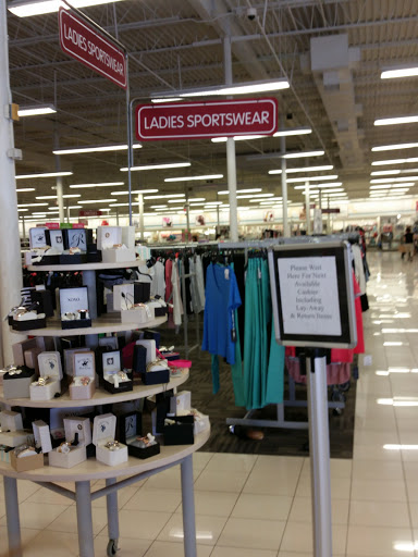 Clothing Store «Burlington Coat Factory», reviews and photos, 480 Boston Rd, Billerica, MA 01821, USA