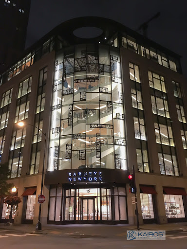 Department Store «Barneys New York, Chicago», reviews and photos, 15 E Oak St, Chicago, IL 60611, USA