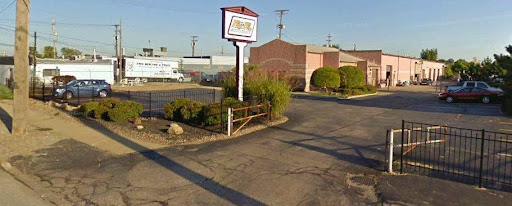 Auto Body Shop «R & R Auto Body», reviews and photos, 15620 Brookpark Rd, Cleveland, OH 44135, USA