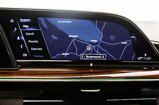 Cadillac Dealer «Motor Werks Cadillac of Barrington», reviews and photos, 206 N Cook St, Barrington, IL 60010, USA