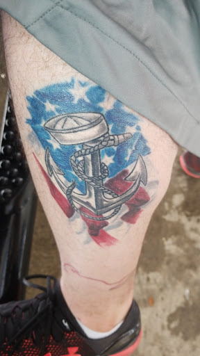 Tattoo Shop «River Rat Tattoos», reviews and photos, 965 N Walnut Ave, New Braunfels, TX 78130, USA