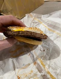 Cheeseburger du Restauration rapide McDonald's Valréas à Valréas - n°8