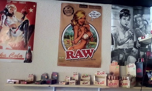 Tobacco Shop «Inferno Smoke Shop», reviews and photos, 2110 Mariner Blvd, Spring Hill, FL 34609, USA