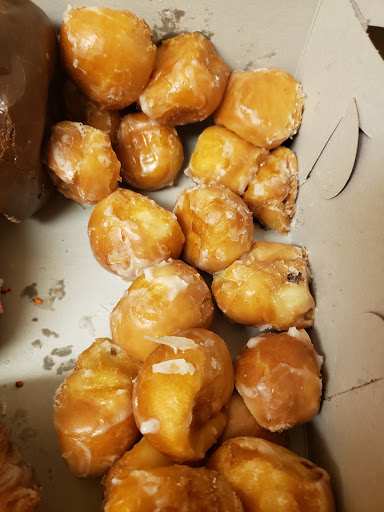 Donut Shop «Donut Wheel», reviews and photos, 10250 N De Anza Blvd, Cupertino, CA 95014, USA