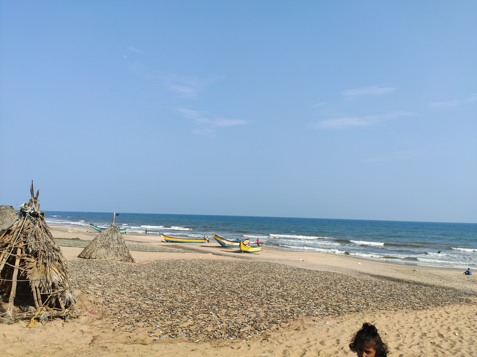 Fotografija Danvaipeta Beach z svetel pesek površino