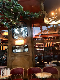 Atmosphère du Restaurant de fruits de mer Le Dôme Montparnasse à Paris - n°13