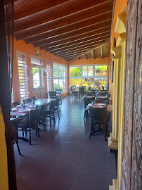 Atmosphère du Restaurant indien Himalayaa à Le Moule - n°1
