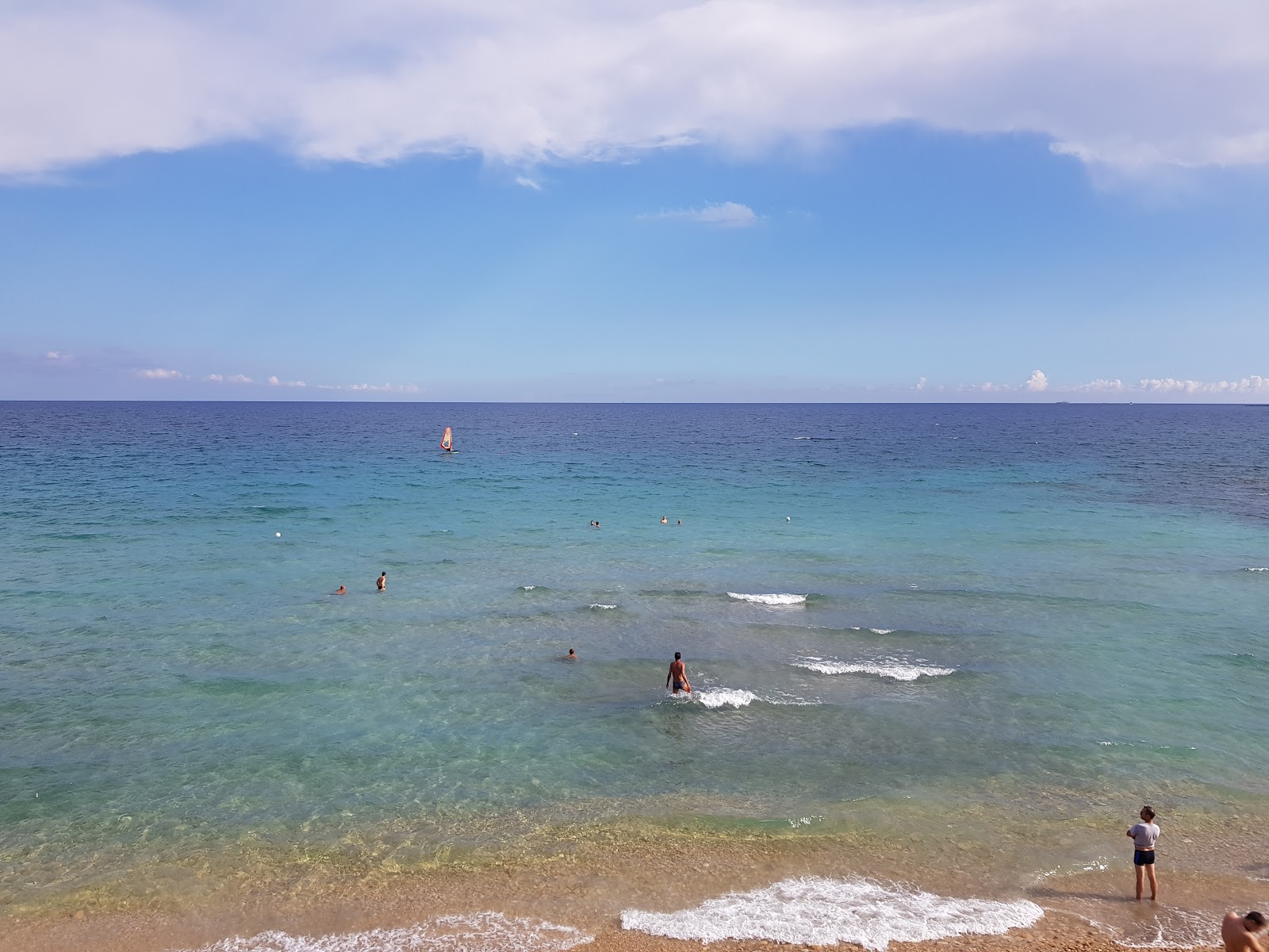 Spiaggia Fanusa'in fotoğrafı plaj tatil beldesi alanı