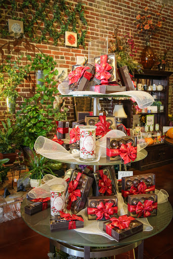 Florist «Lincoln Florist and Gifts», reviews and photos, 509 Lincoln Blvd, Lincoln, CA 95648, USA