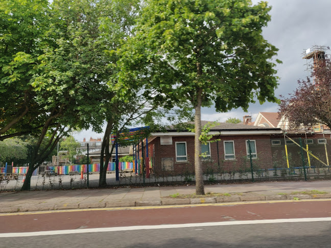 Dovelands Primary School - School