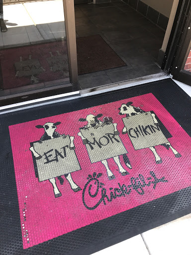 Fast Food Restaurant «Chick-fil-A», reviews and photos, 4752 S Kirkman Rd, Orlando, FL 32811, USA