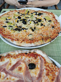 Plats et boissons du Pizzeria Au Paradizzio Pizzas à Entraigues-sur-la-Sorgue - n°6