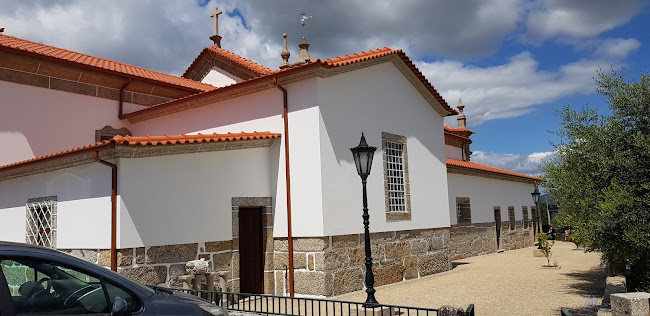 Avaliações doIgreja de Santa Eulália de Fermentões em Guimarães - Igreja