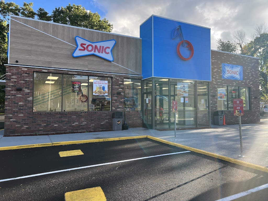 Sonic Drive-In 06810